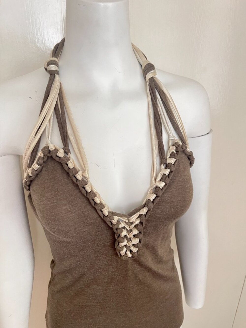 La Rok halter braded ditails halter top XS - Picture 6 of 12